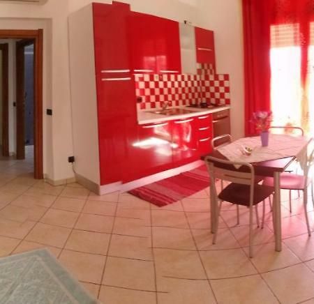 Mussilimbrosu Appartement Tortolì Buitenkant foto
